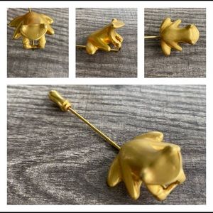 VINTAGE GOLD FROG STICK PIN